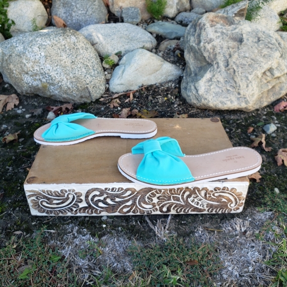 Darling Kate Spade Turquoise Bow Slide Sandals - Picture 5 of 11
